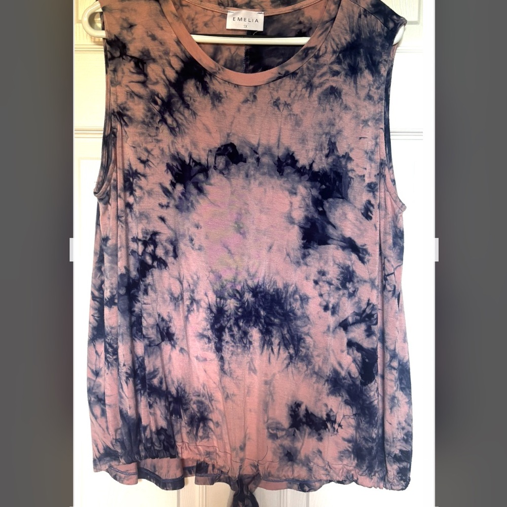 Tie-Dye Sleeveless Top